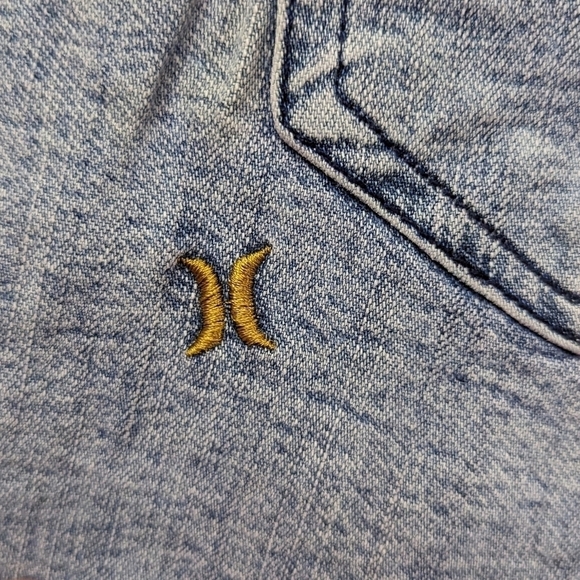 Hurley 81' Skinny Cut Off Shorts Sz EU 36 US 4 - Picture 12 of 15